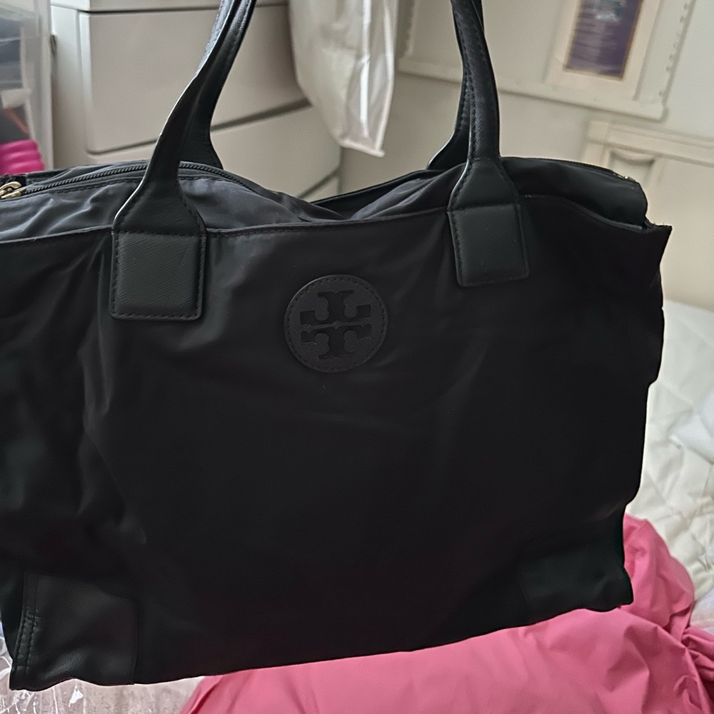 Tory Burch foldable purse Slightly used